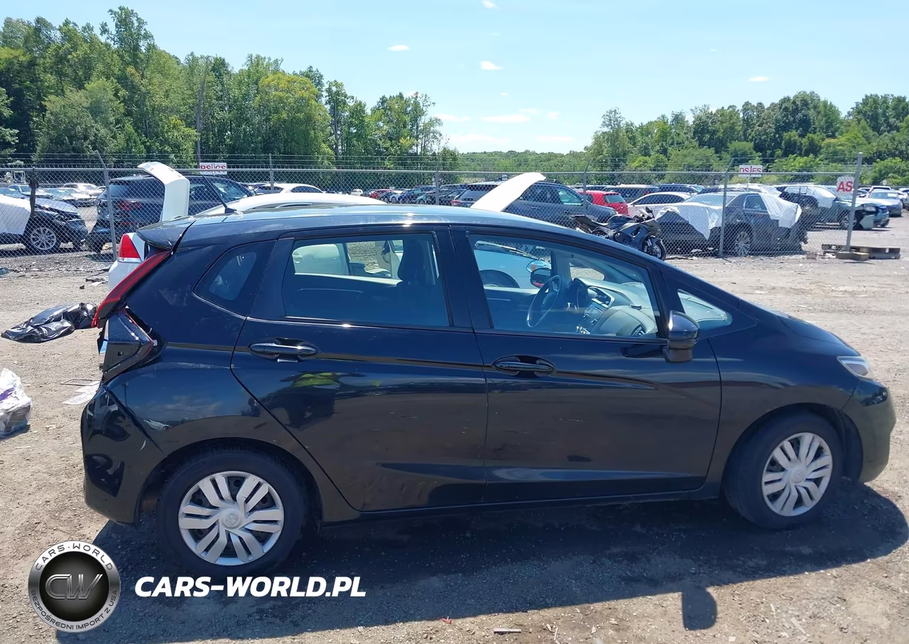 2017 Honda Fit Lx VIN:JHMGK5H57HS015714 - 14