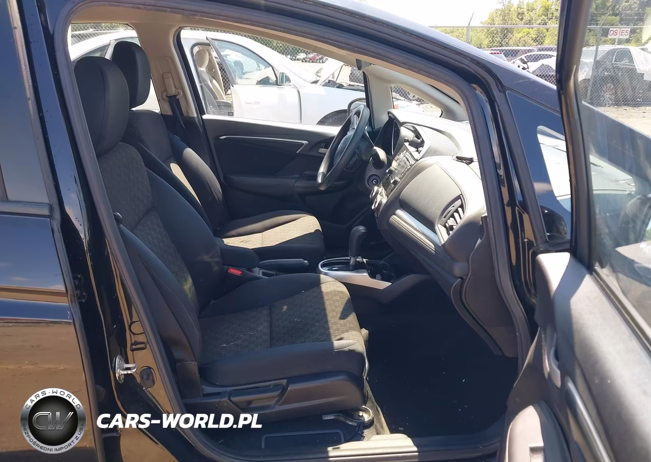 2017 Honda Fit Lx VIN:JHMGK5H57HS015714 - 5