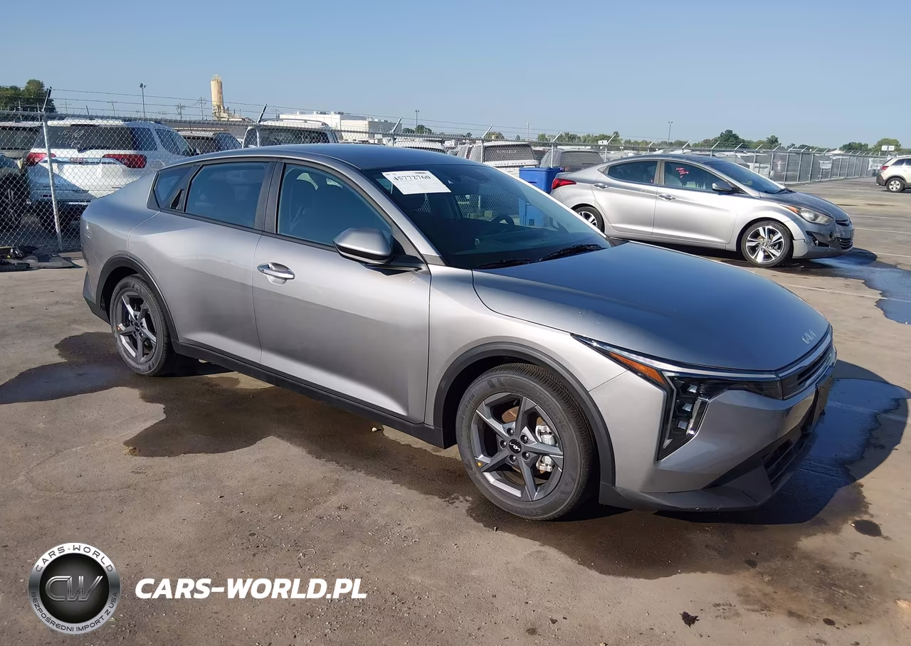 2026 Kia K4 Lxs VIN:3KPFT4DE0TE278407 - 1