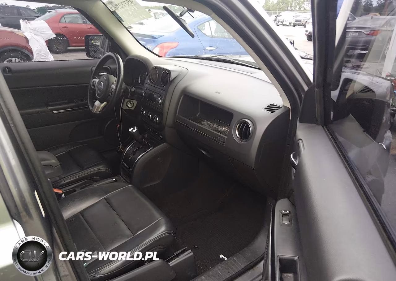2011 Jeep Patriot Latitude X VIN:1J4NF4GB5BD245031 - 5