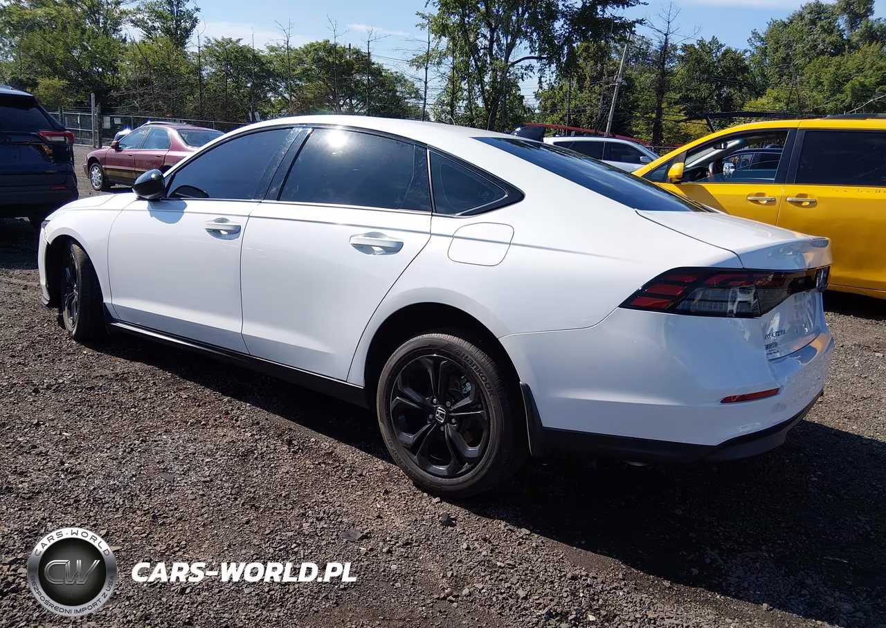 2025 Honda Accord Se VIN:1HGCY1F44SA072954 - 3