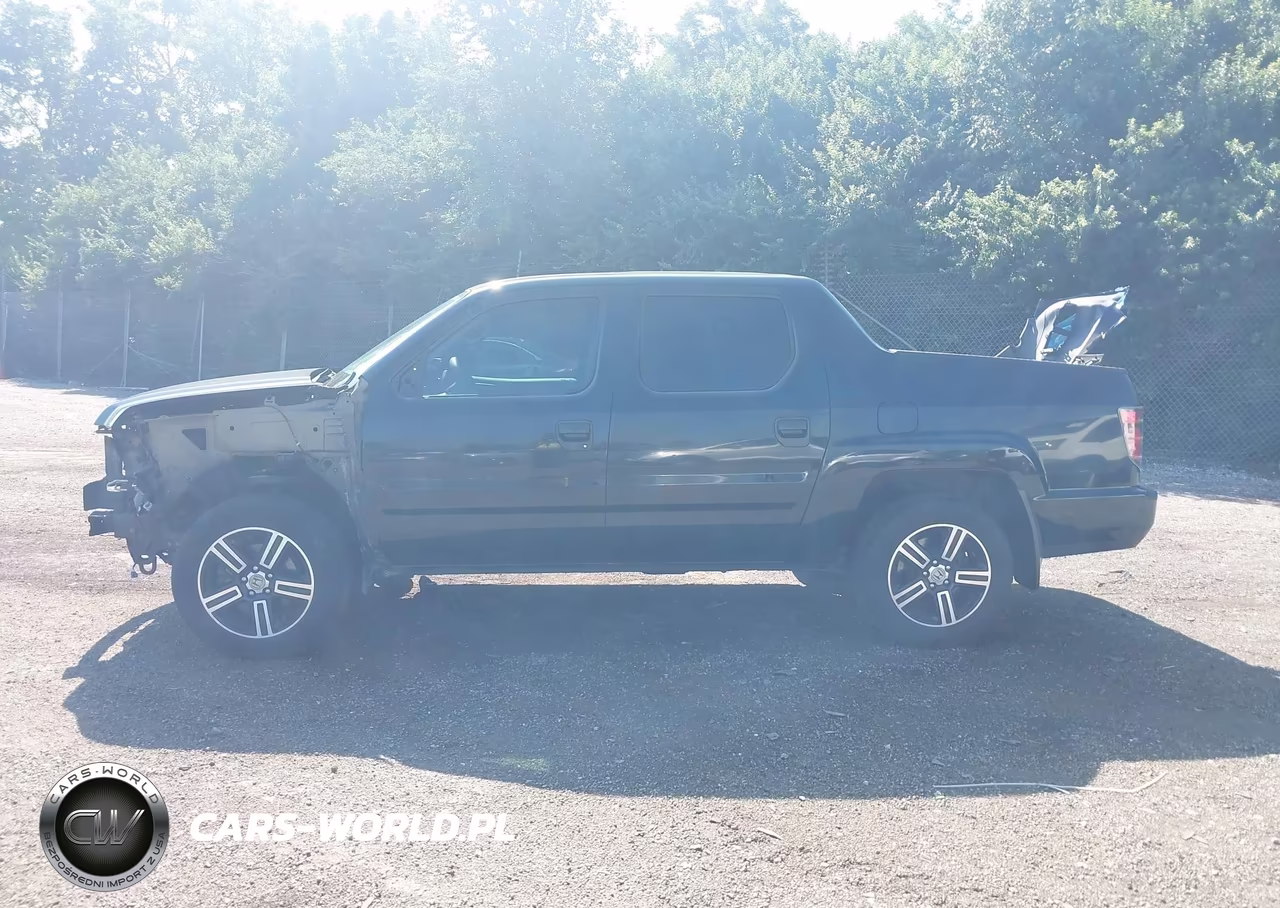 2013 Honda Ridgeline Sport VIN:5FPYK1F76DB008349 - 14