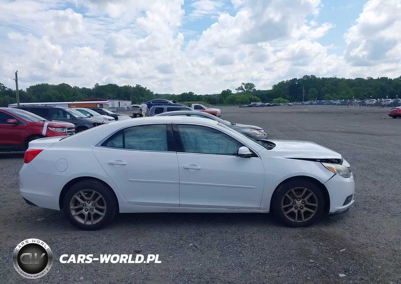 2015 Chevrolet Malibu 1Lt VIN:1G11C5SL8FF236667 - 13