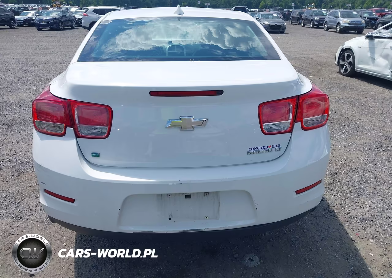 2015 Chevrolet Malibu 1Lt VIN:1G11C5SL8FF236667 - 16