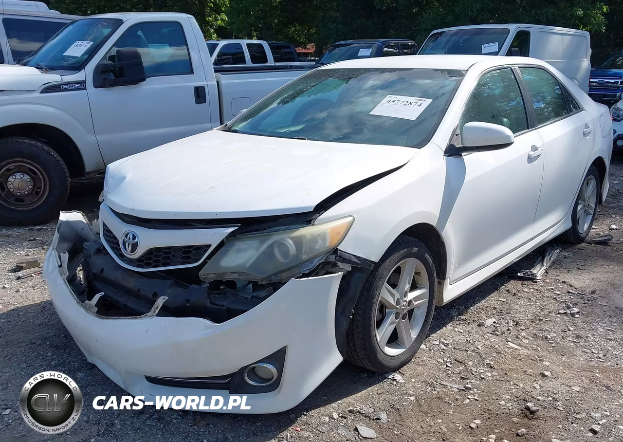 2014 Toyota Camry Se VIN:4T1BF1FK7EU802773 - 17