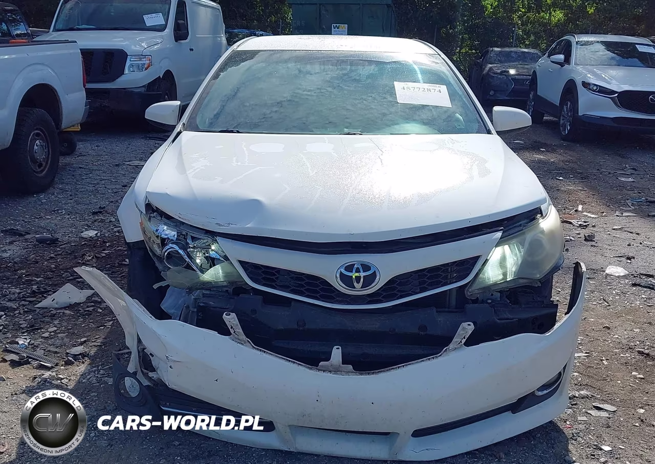 2014 Toyota Camry Se VIN:4T1BF1FK7EU802773 - 18