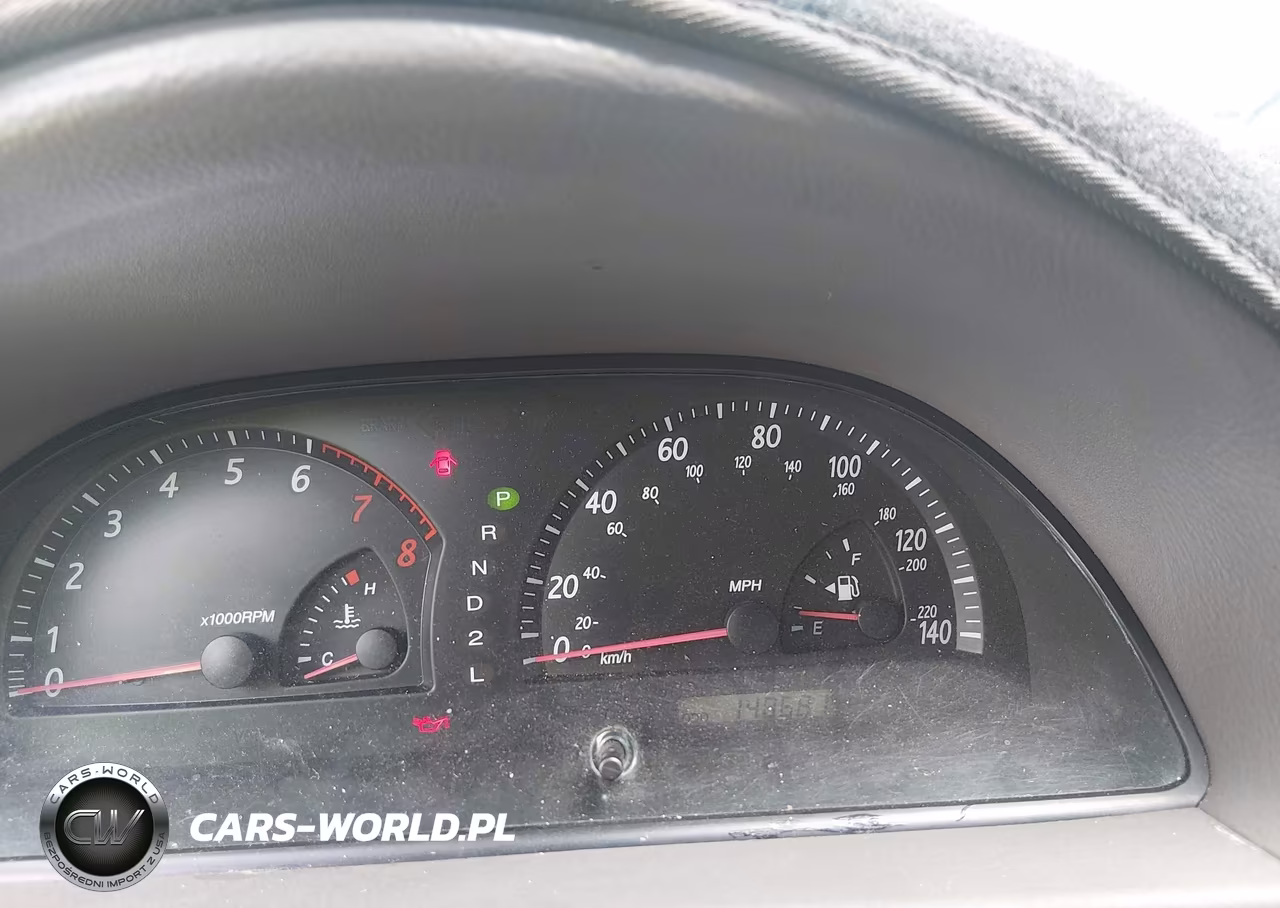 2002 Toyota Camry Le VIN:4T1BE32K22U071900 - 7