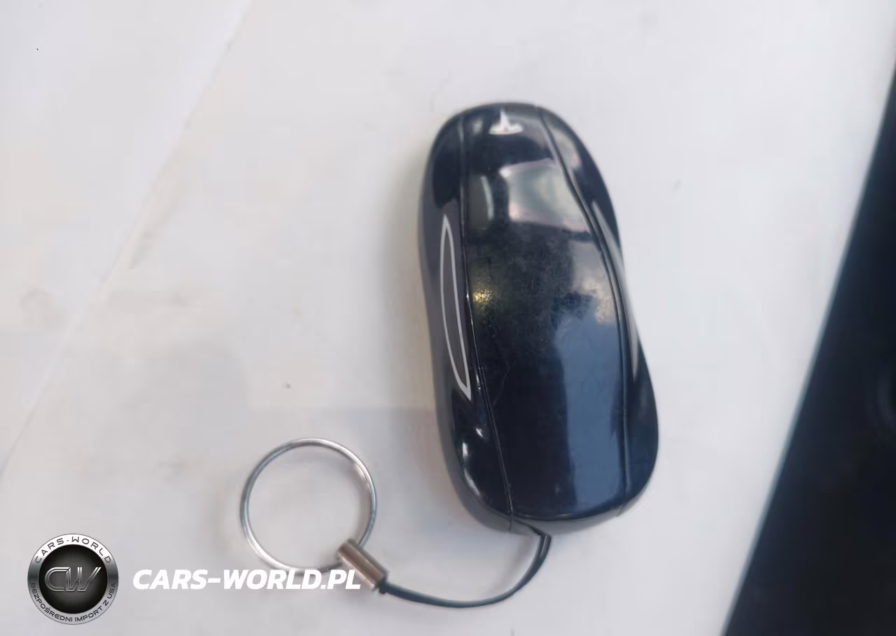 2019 Tesla Model S VIN:5YJSA1E20KF333700 - 11