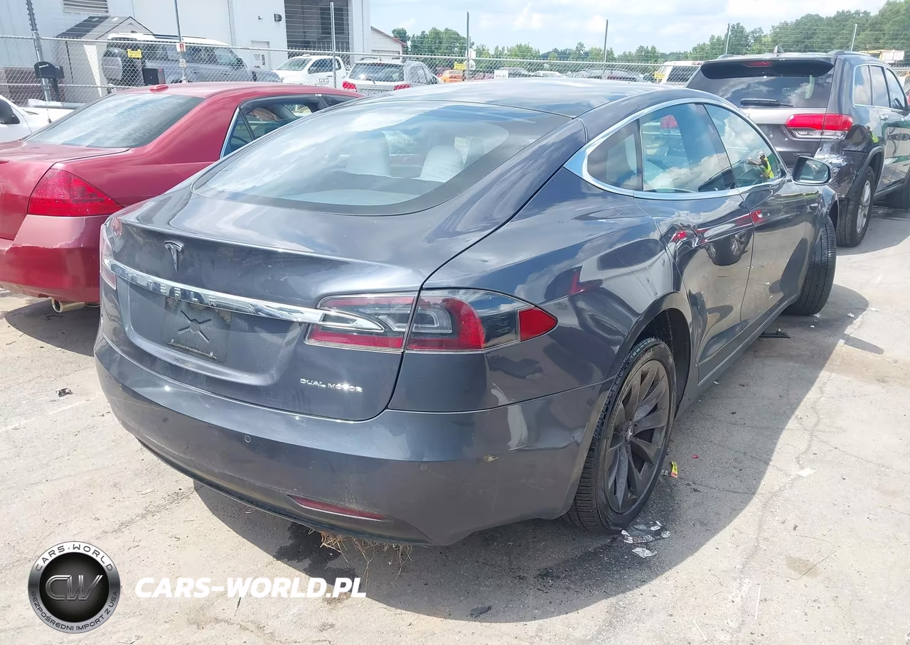 2019 Tesla Model S VIN:5YJSA1E20KF333700 - 4