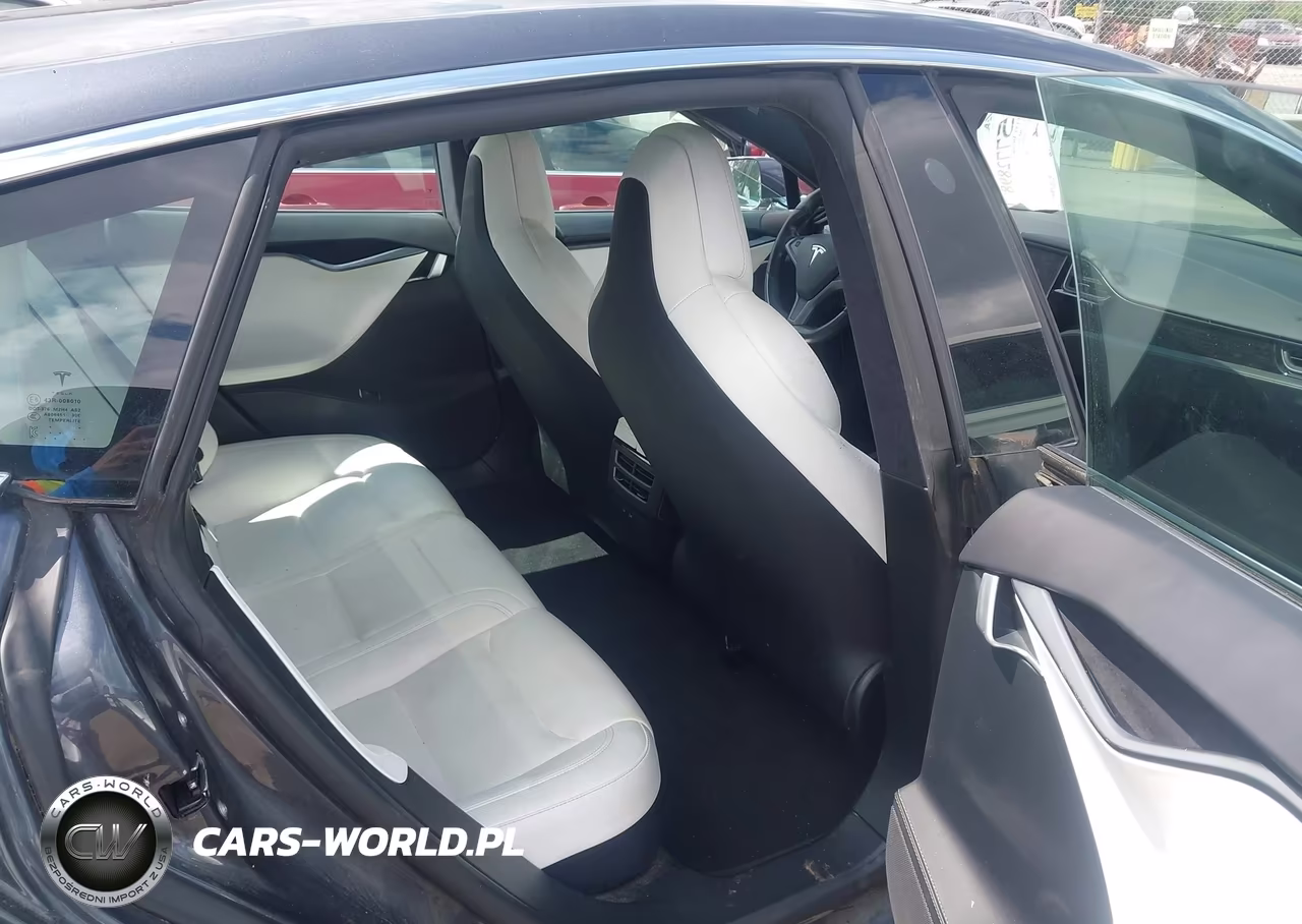 2019 Tesla Model S VIN:5YJSA1E20KF333700 - 8