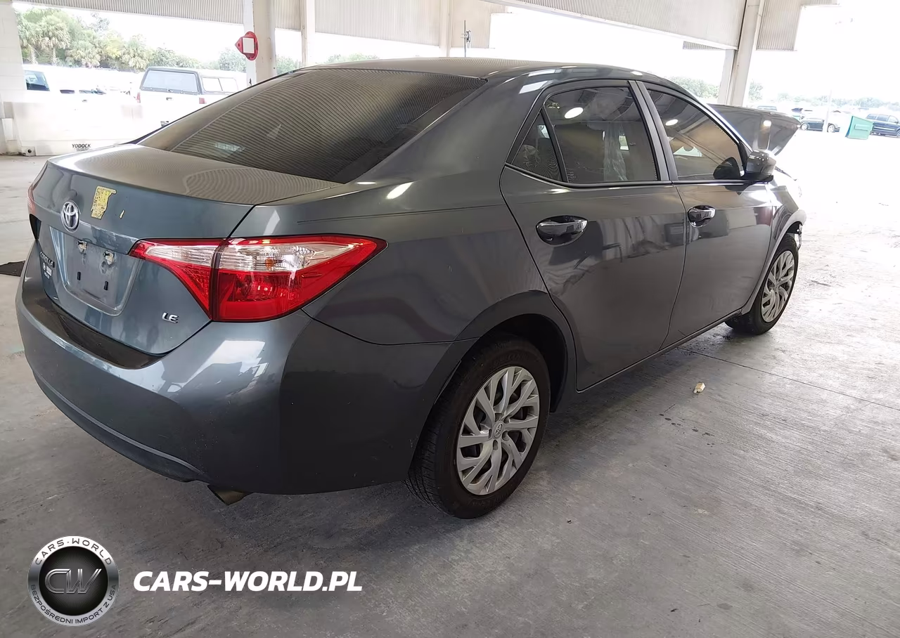 2019 Toyota Corolla Le VIN:5YFBURHE7KP943383 - 4