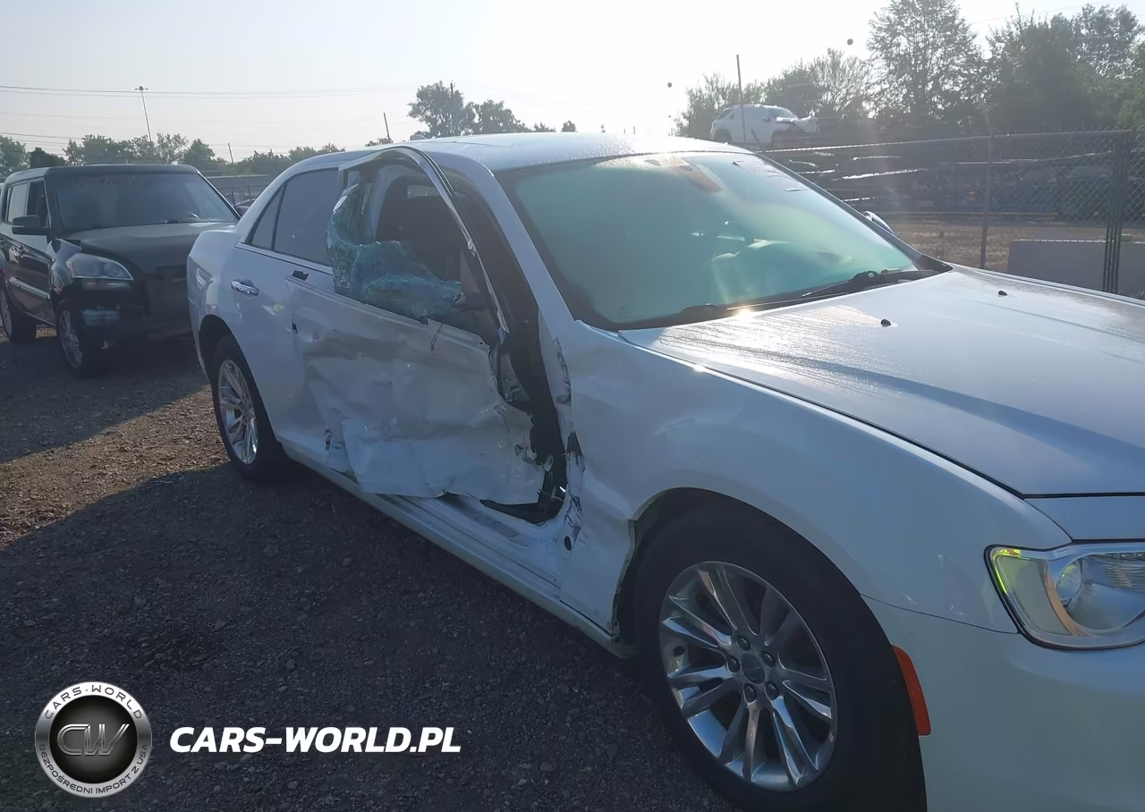 2016 Chrysler 300C VIN:2C3CCAEG4GH105859 - 6