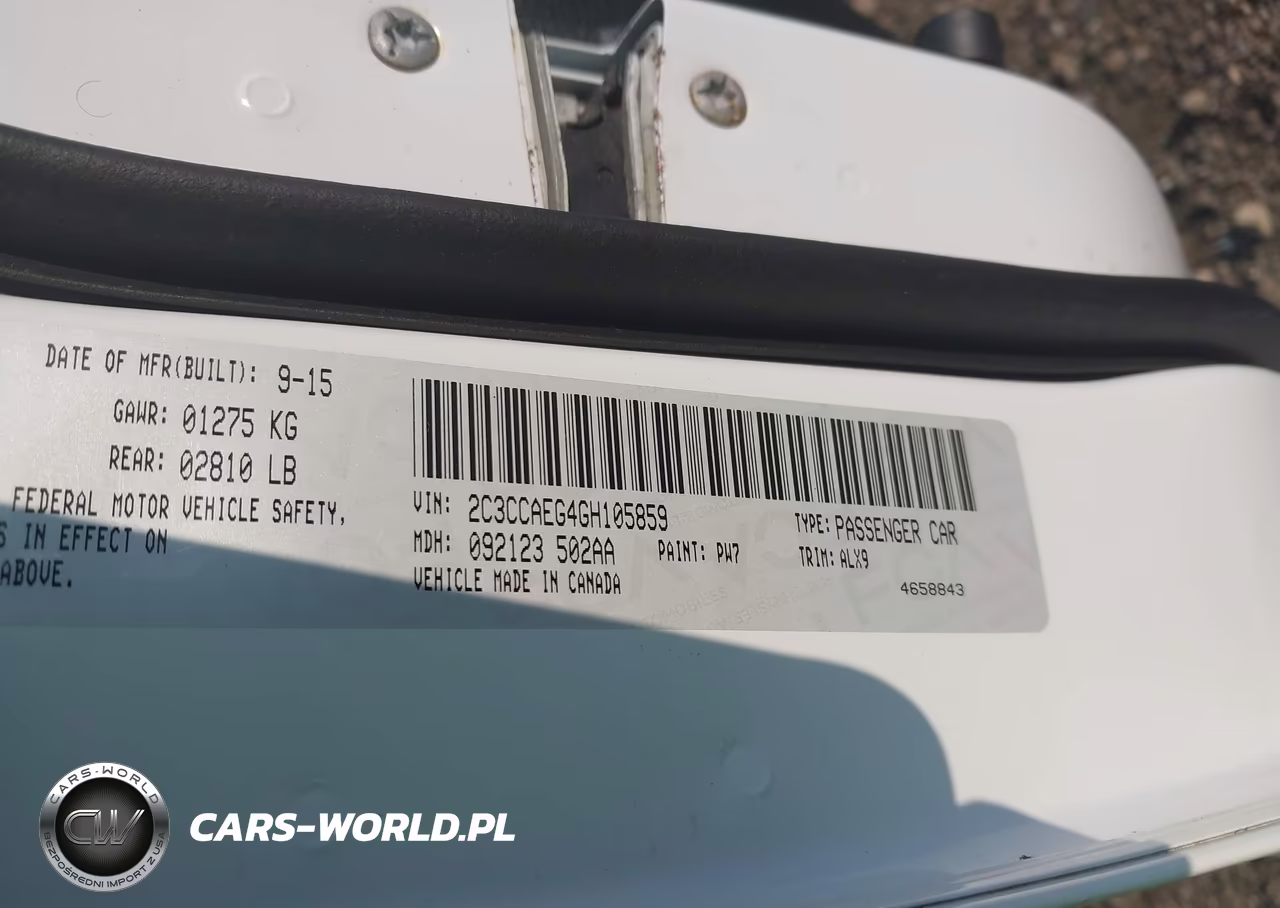 2016 Chrysler 300C VIN:2C3CCAEG4GH105859 - 9