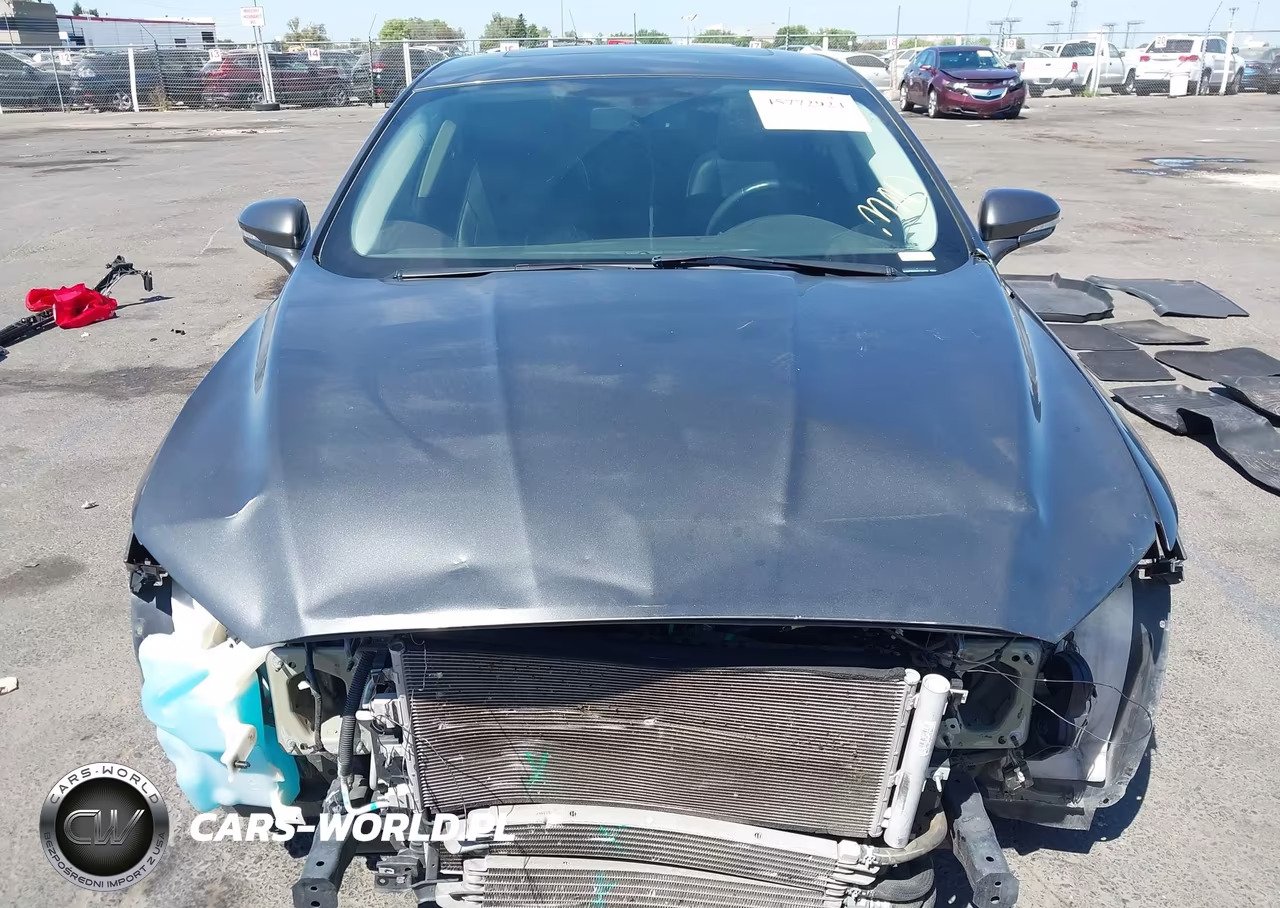 2016 Ford Fusion Hybrid Titanium VIN:3FA6P0RU3GR144735 - 13