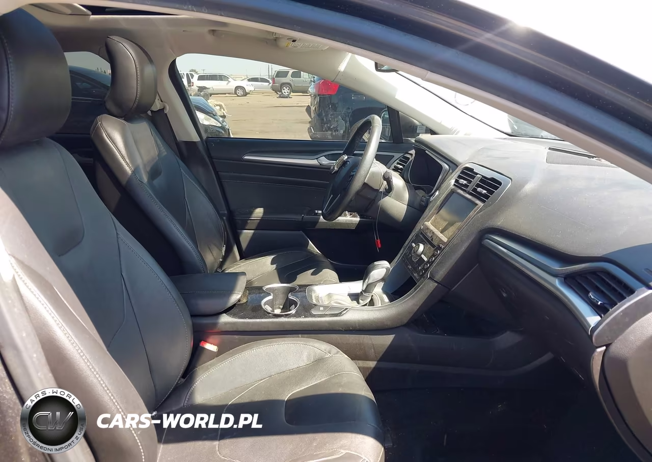 2016 Ford Fusion Hybrid Titanium VIN:3FA6P0RU3GR144735 - 5
