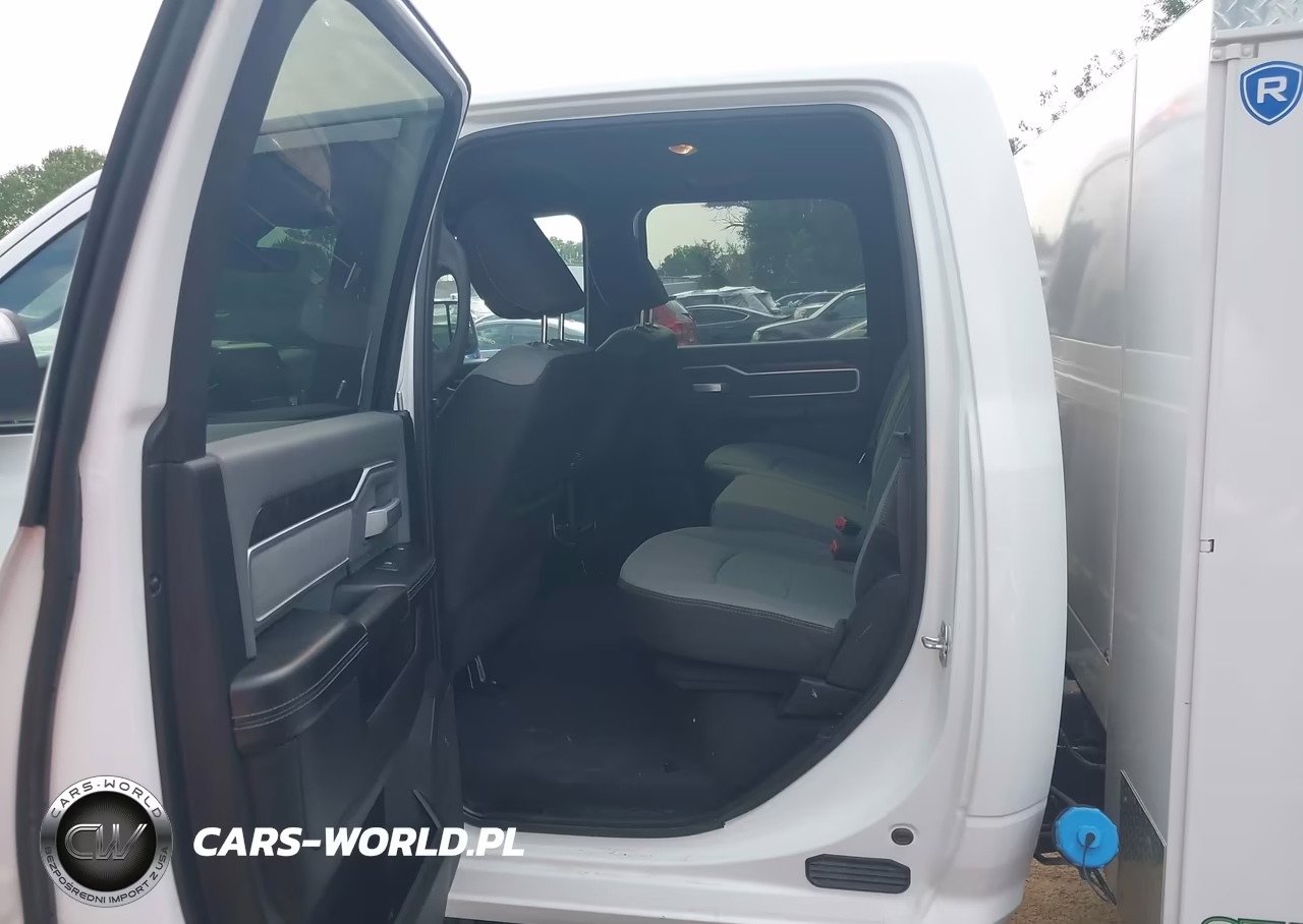 2022 Ram 3500 Chassis Tradesman-Slt-Laramie-Limited VIN:3C7WR9CL6NG295069 - 7