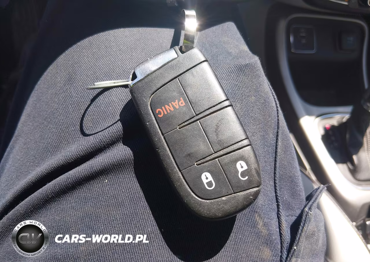 2019 Jeep Compass Sun And Wheel Fwd VIN:3C4NJCBB0KT819602 - 11