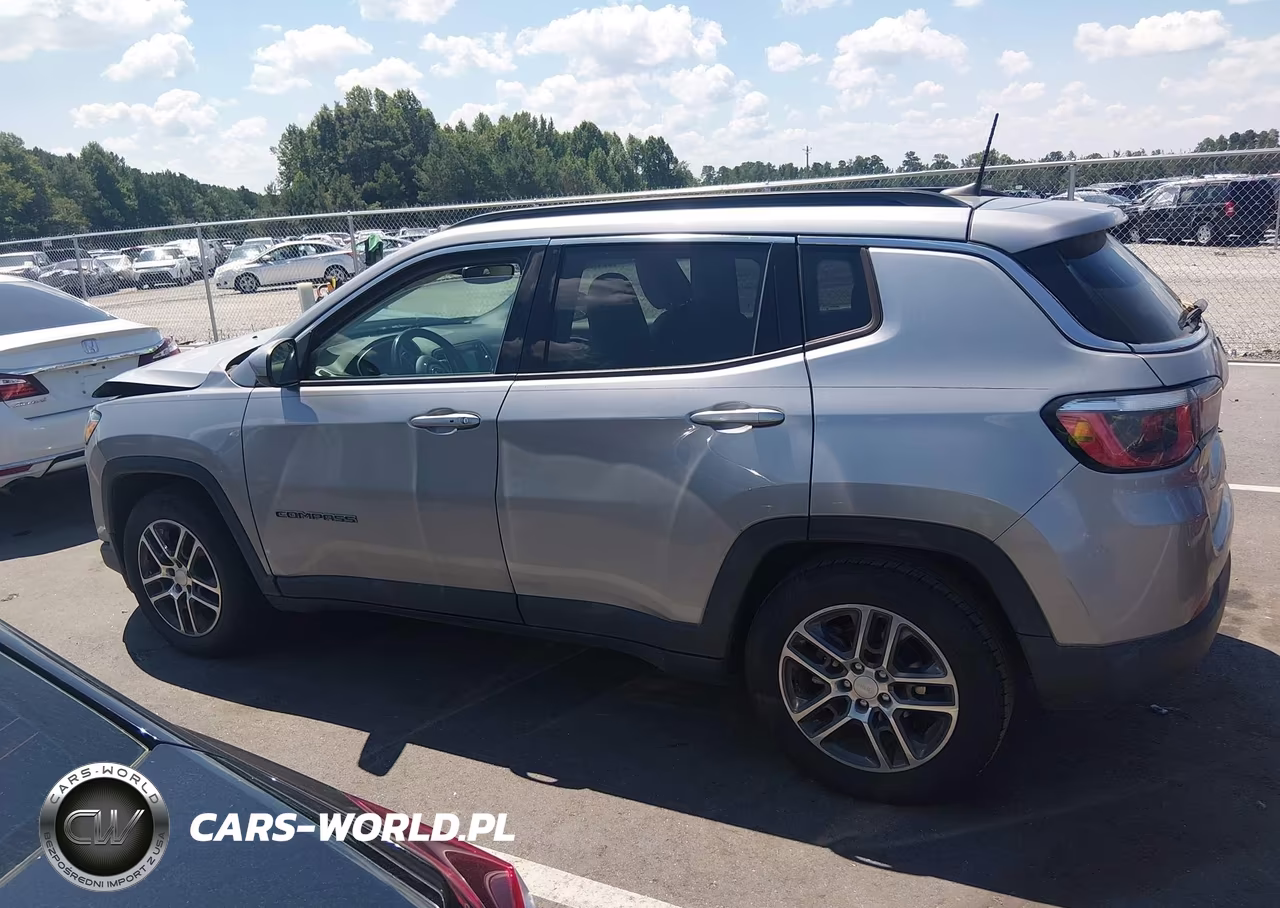2019 Jeep Compass Sun And Wheel Fwd VIN:3C4NJCBB0KT819602 - 15