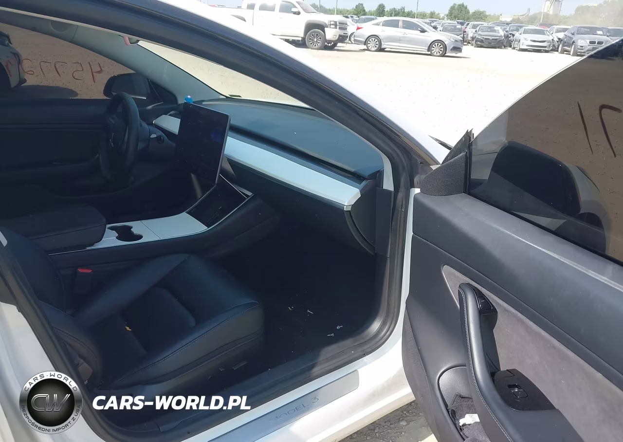 2020 Tesla Model 3 Long Range Dual Motor All-Wheel Drive VIN:5YJ3E1EB2LF646368 - 5