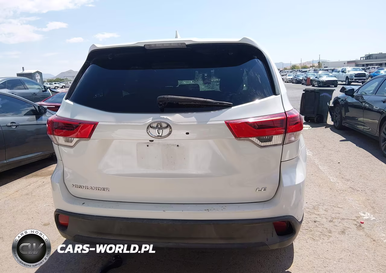 2017 Toyota Highlander Le Plus VIN:5TDZZRFH3HS197351 - 17