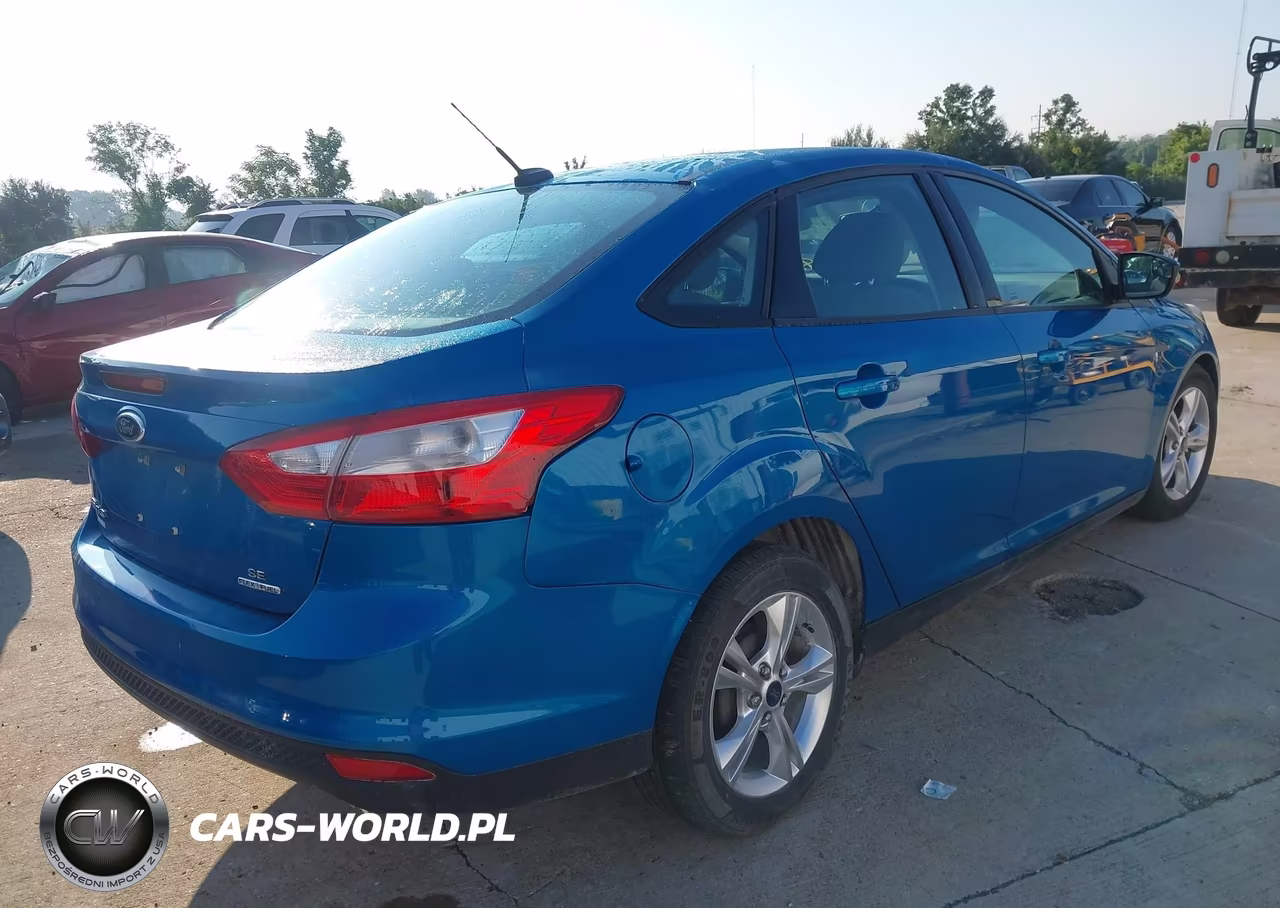 2014 Ford Focus Se VIN:1FADP3F21EL217723 - 4