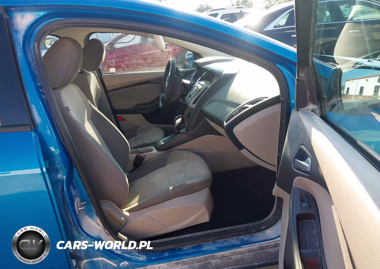 2014 Ford Focus Se VIN:1FADP3F21EL217723 - 5