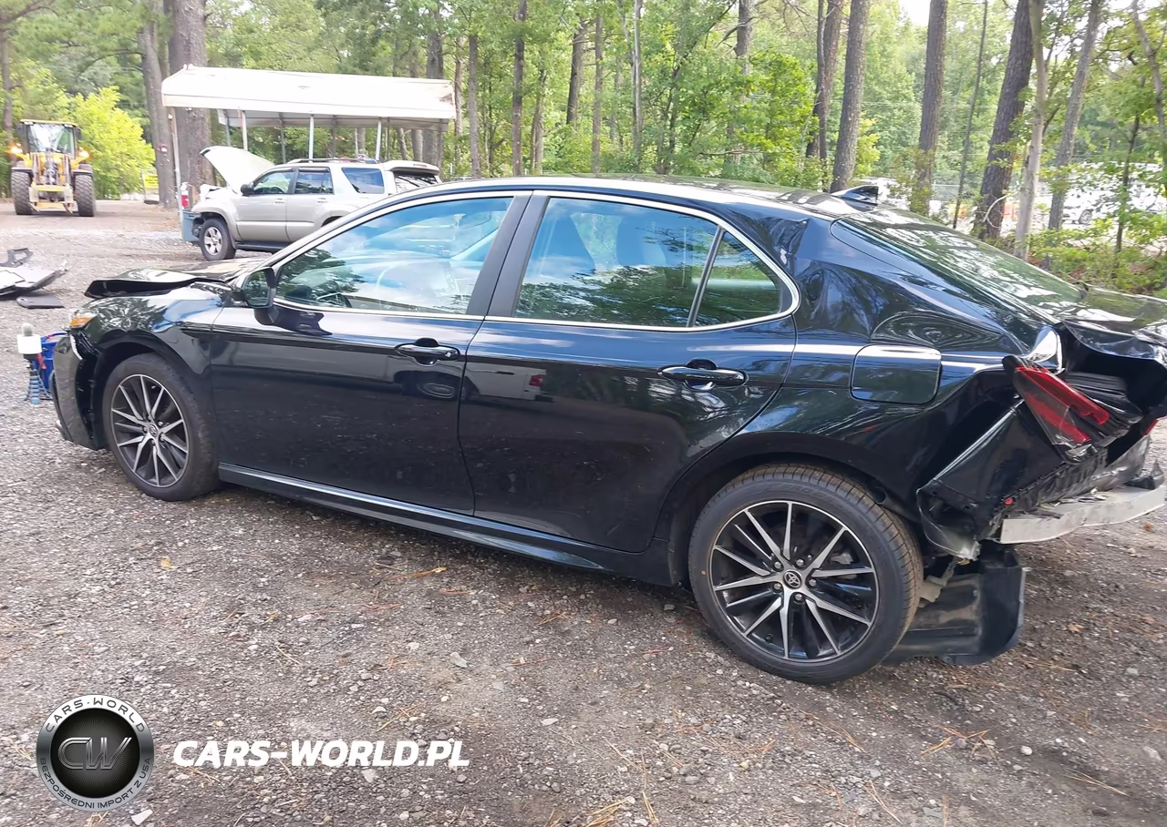 2024 Toyota Camry Se VIN:4T1G11AK2RU872764 - 3