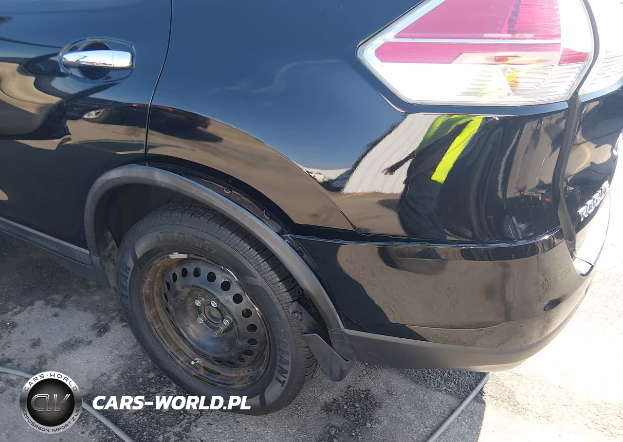 2015 Nissan Rogue S VIN:KNMAT2MT3FP510242 - 6