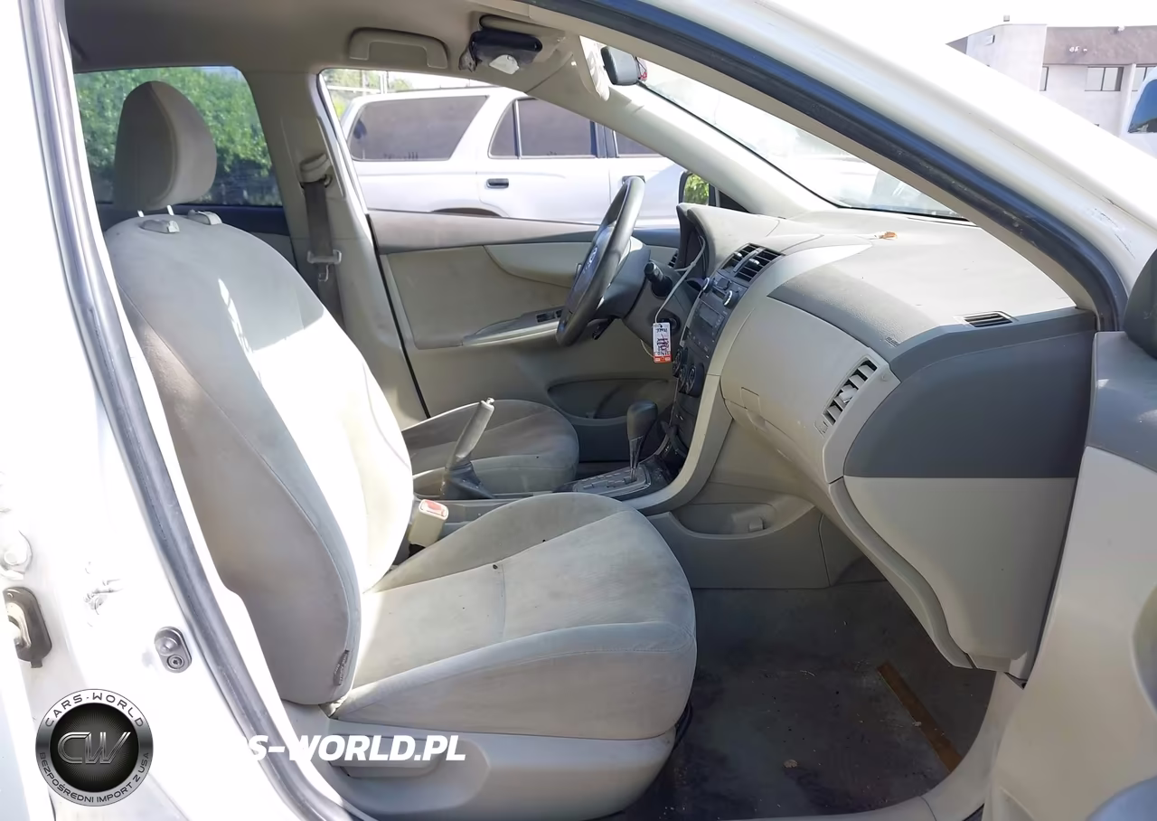 2010 Toyota Corolla Le VIN:1NXBU4EE2AZ208220 - 5