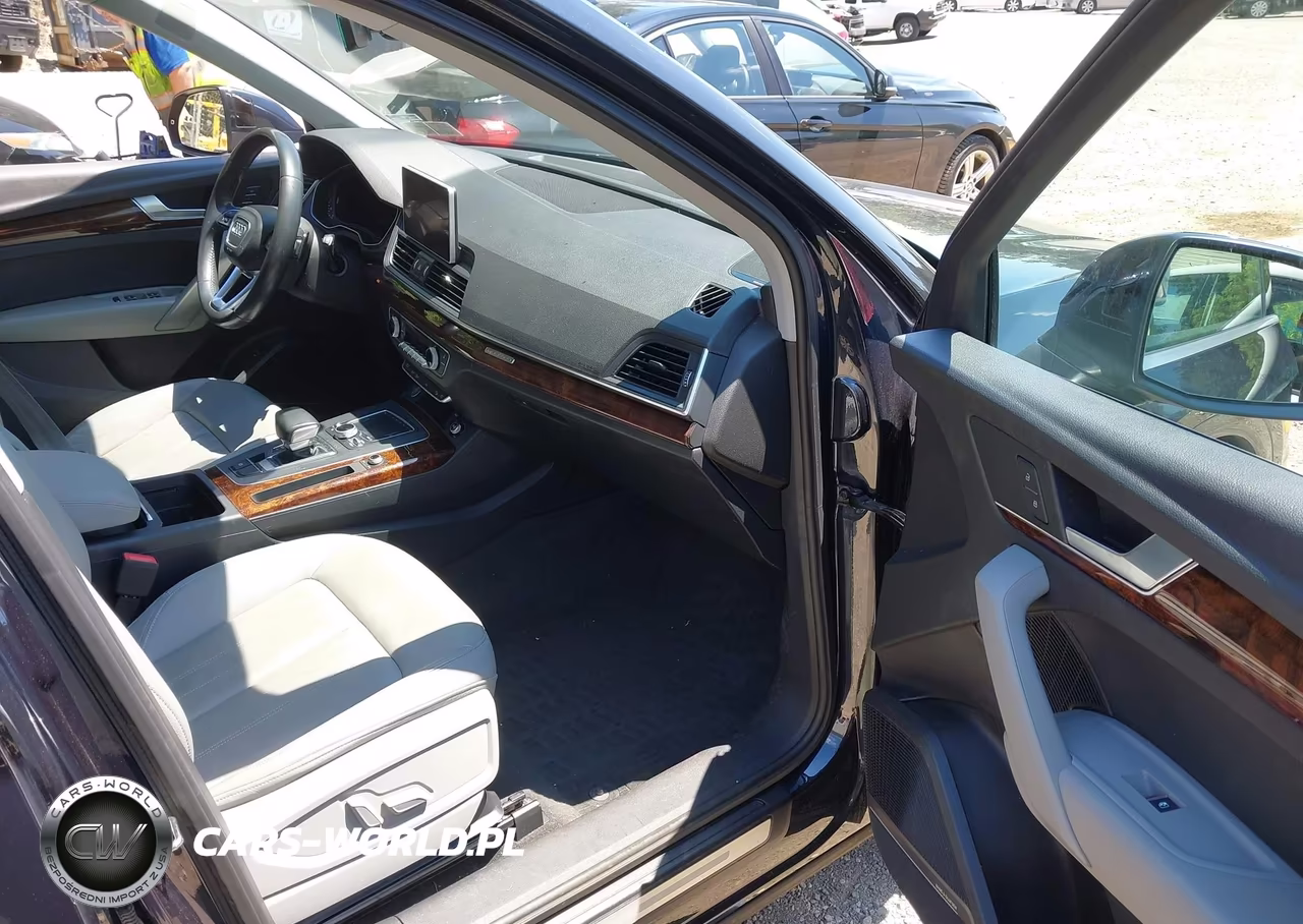 2018 Audi Q5 2.0T Premium-2.0T Tech Premium VIN:WA1BNAFY2J2133551 - 5