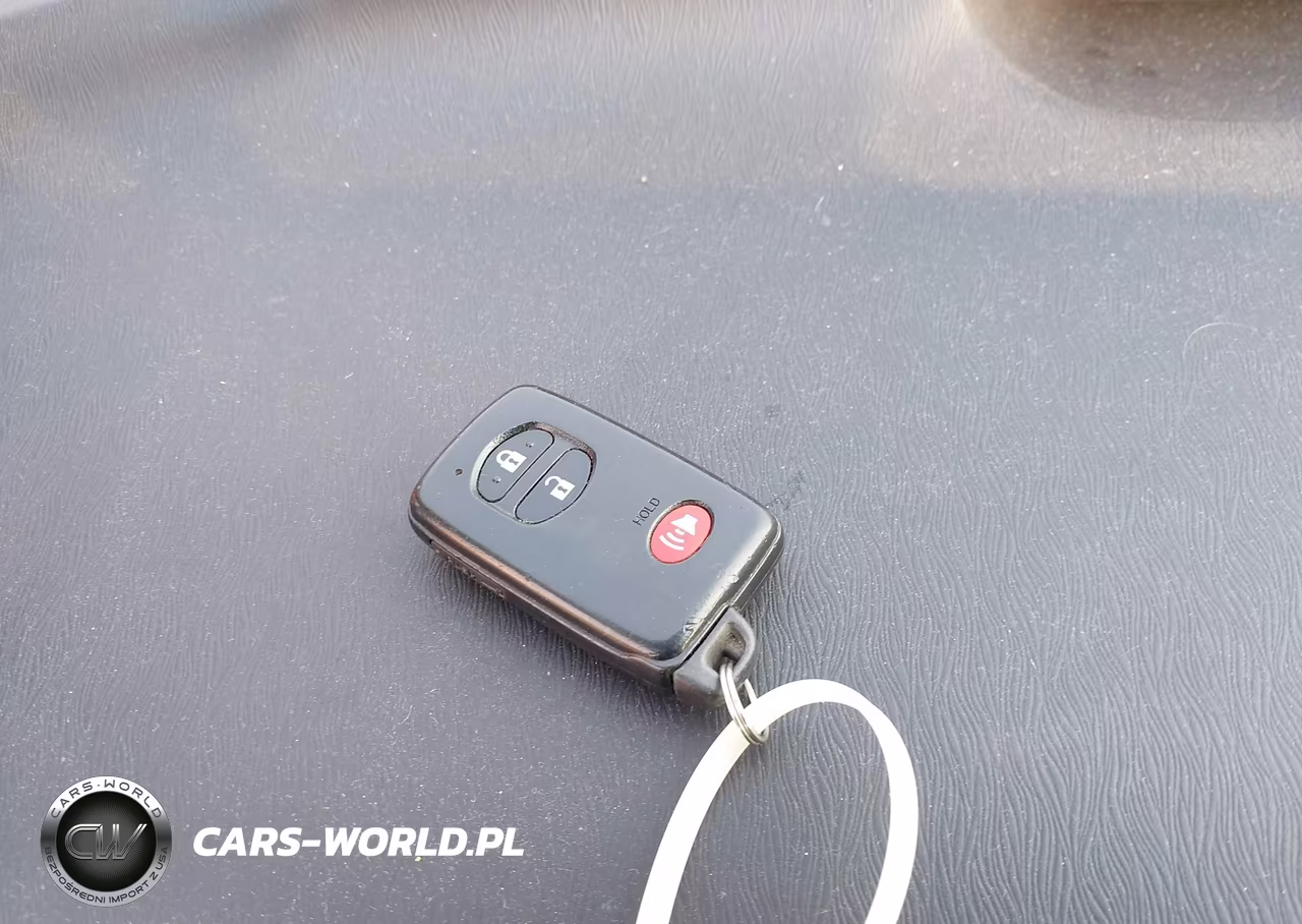 2012 Toyota Prius Two VIN:JTDKN3DUXC1489188 - 11