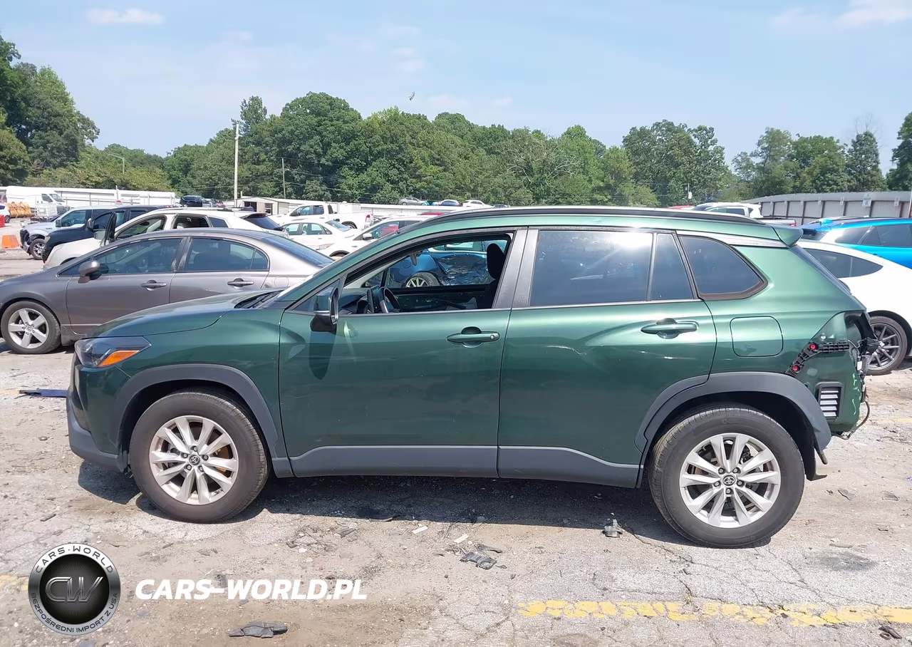 2022 Toyota Corolla Cross Le VIN:7MUCAAAG1NV004855 - 14