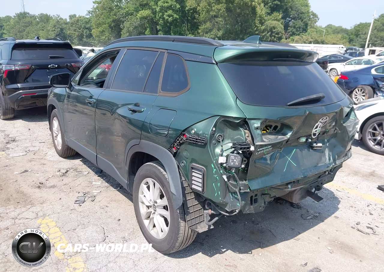 2022 Toyota Corolla Cross Le VIN:7MUCAAAG1NV004855 - 3