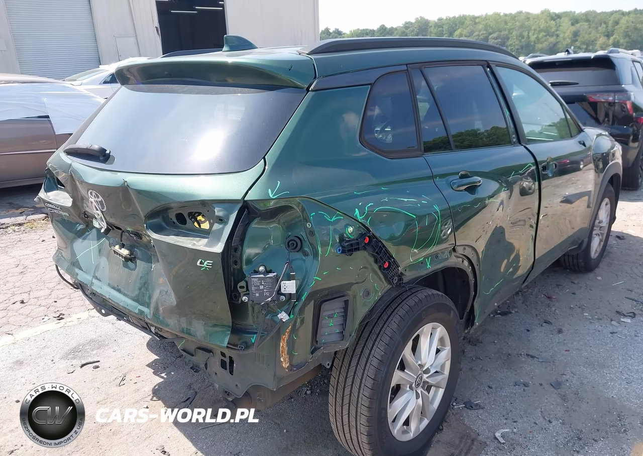 2022 Toyota Corolla Cross Le VIN:7MUCAAAG1NV004855 - 6
