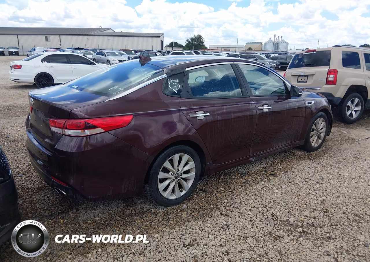 2017 Kia Optima Lx VIN:5XXGT4L33HG162718 - 4