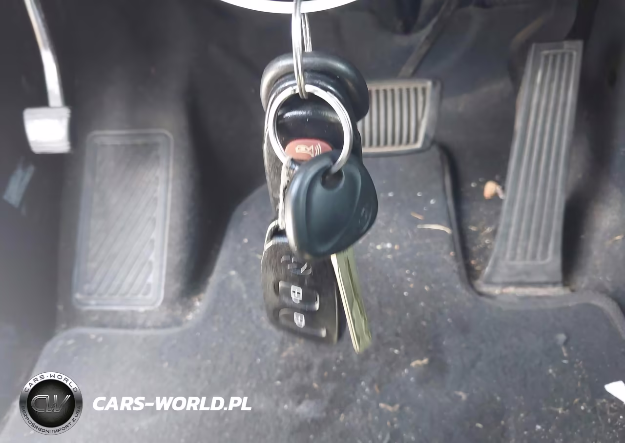 2012 Hyundai Tucson Limited VIN:KM8JUCAC5CU378438 - 11