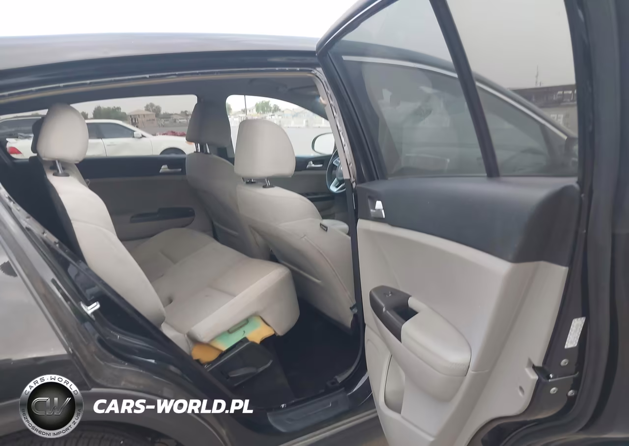 2020 Kia Sportage Lx VIN:KNDPM3ACXL7723007 - 8