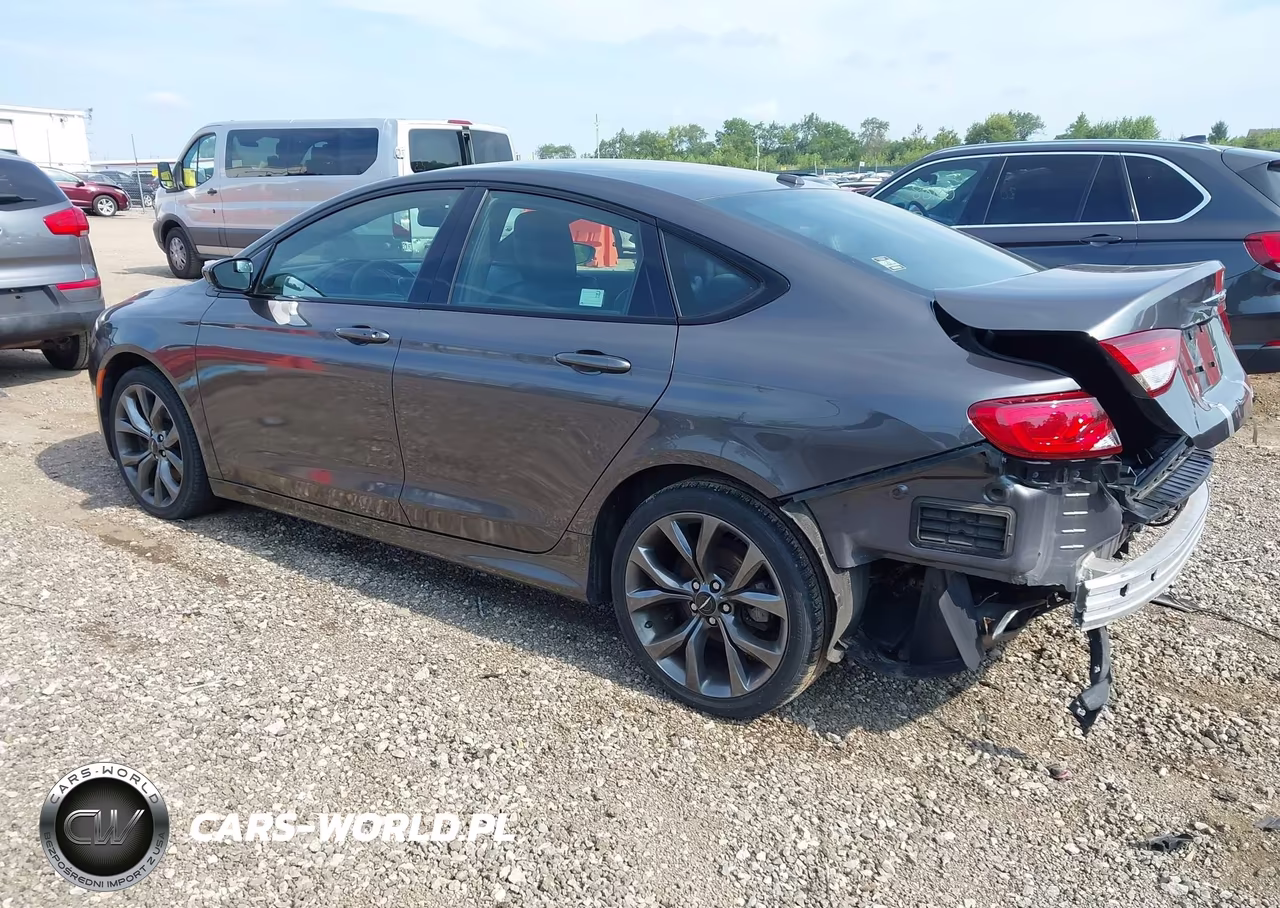 2015 Chrysler 200 S VIN:1C3CCCBB6FN614328 - 3