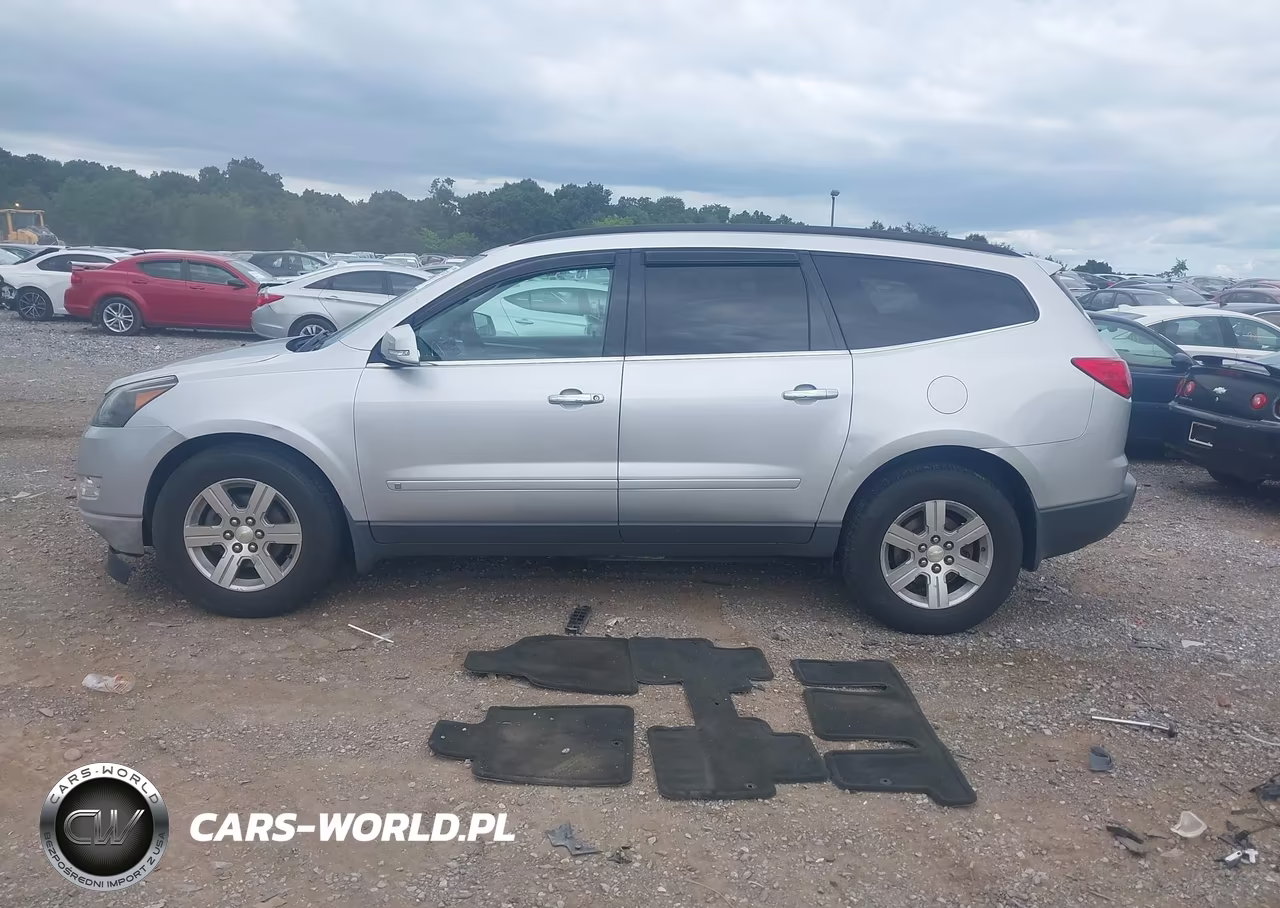 2010 Chevrolet Traverse Lt VIN:1GNLVGED5AS118741 - 14