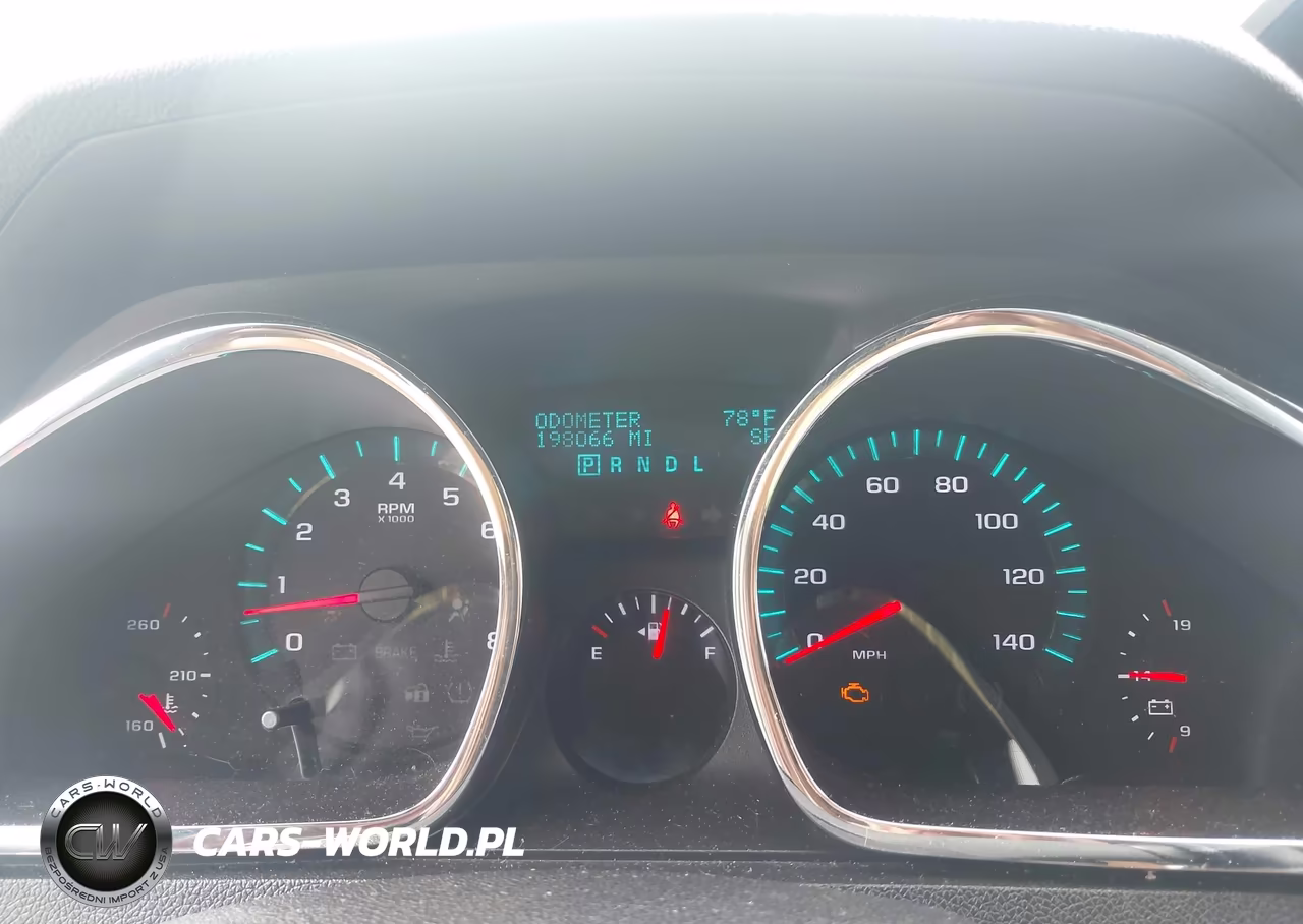2010 Chevrolet Traverse Lt VIN:1GNLVGED5AS118741 - 7