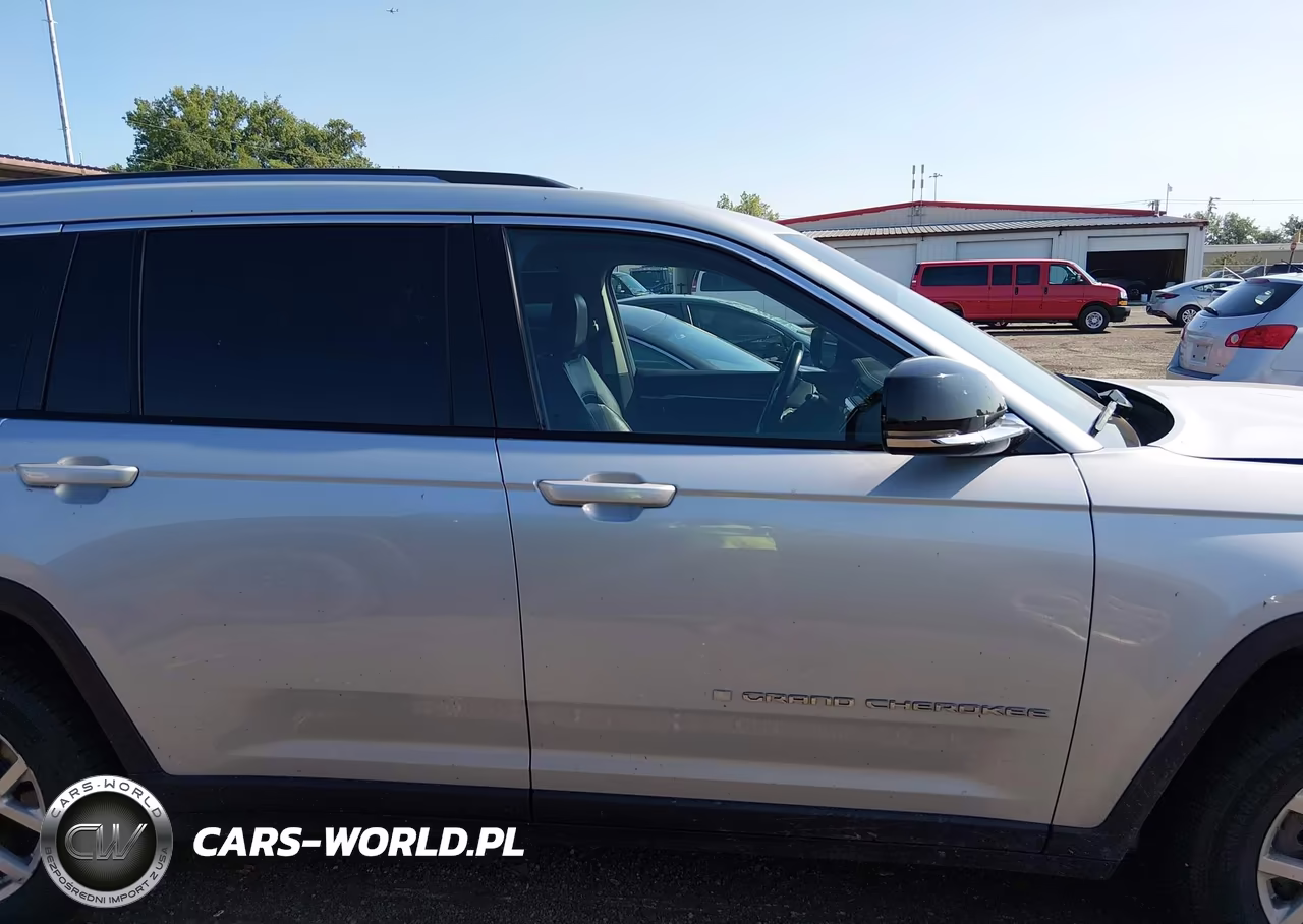 2021 Jeep Grand Cherokee L Limited 4X4 VIN:1C4RJKBG7M8123120 - 13