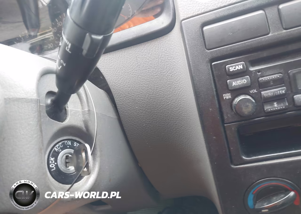 2004 Kia Rio VIN:KNADC125546282885 - 11