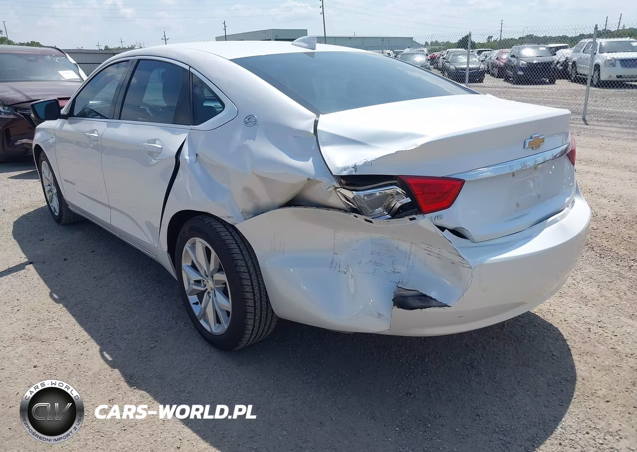 2018 Chevrolet Impala 1Lt VIN:2G1105S33J9104605 - 3