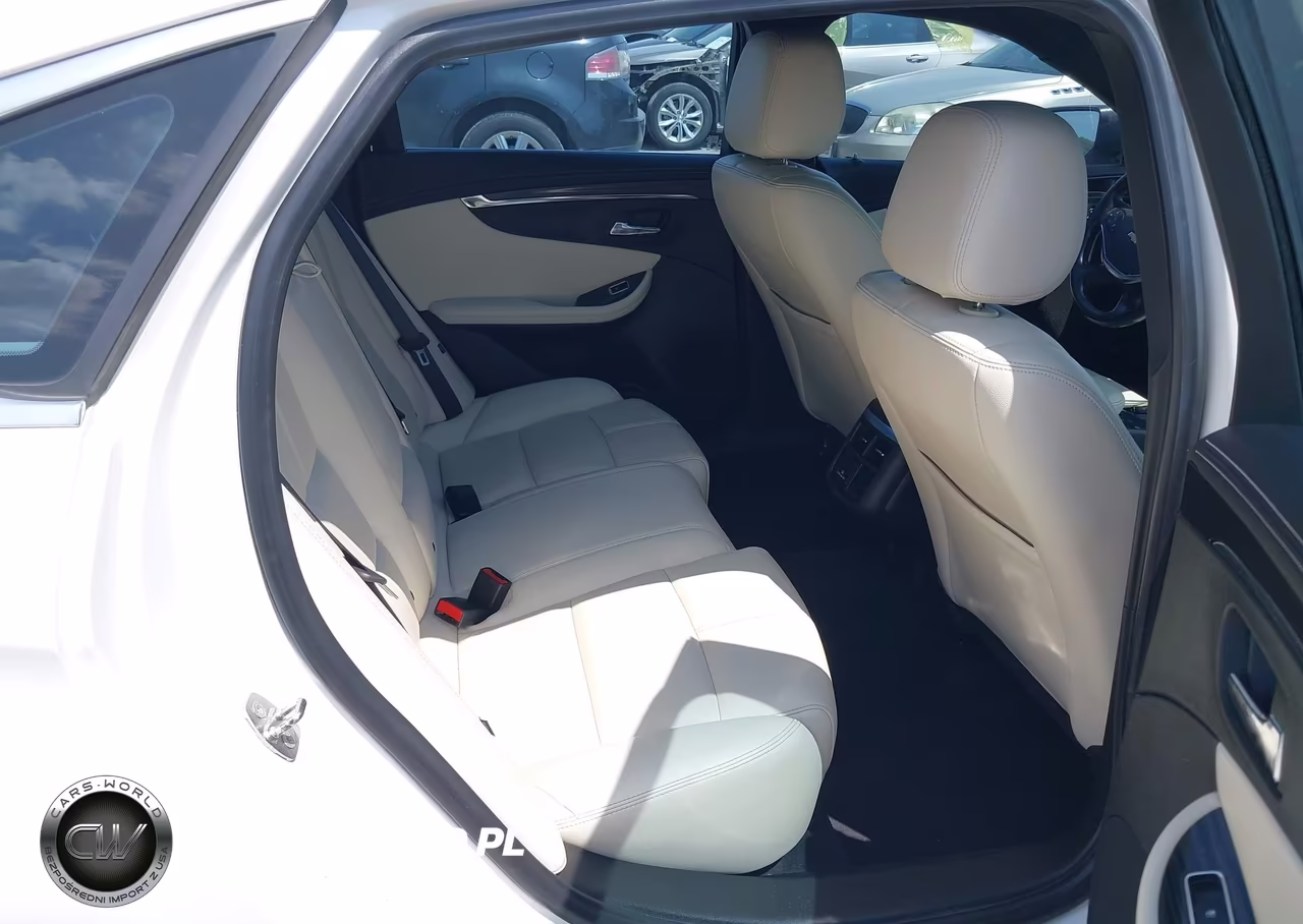 2018 Chevrolet Impala 1Lt VIN:2G1105S33J9104605 - 8