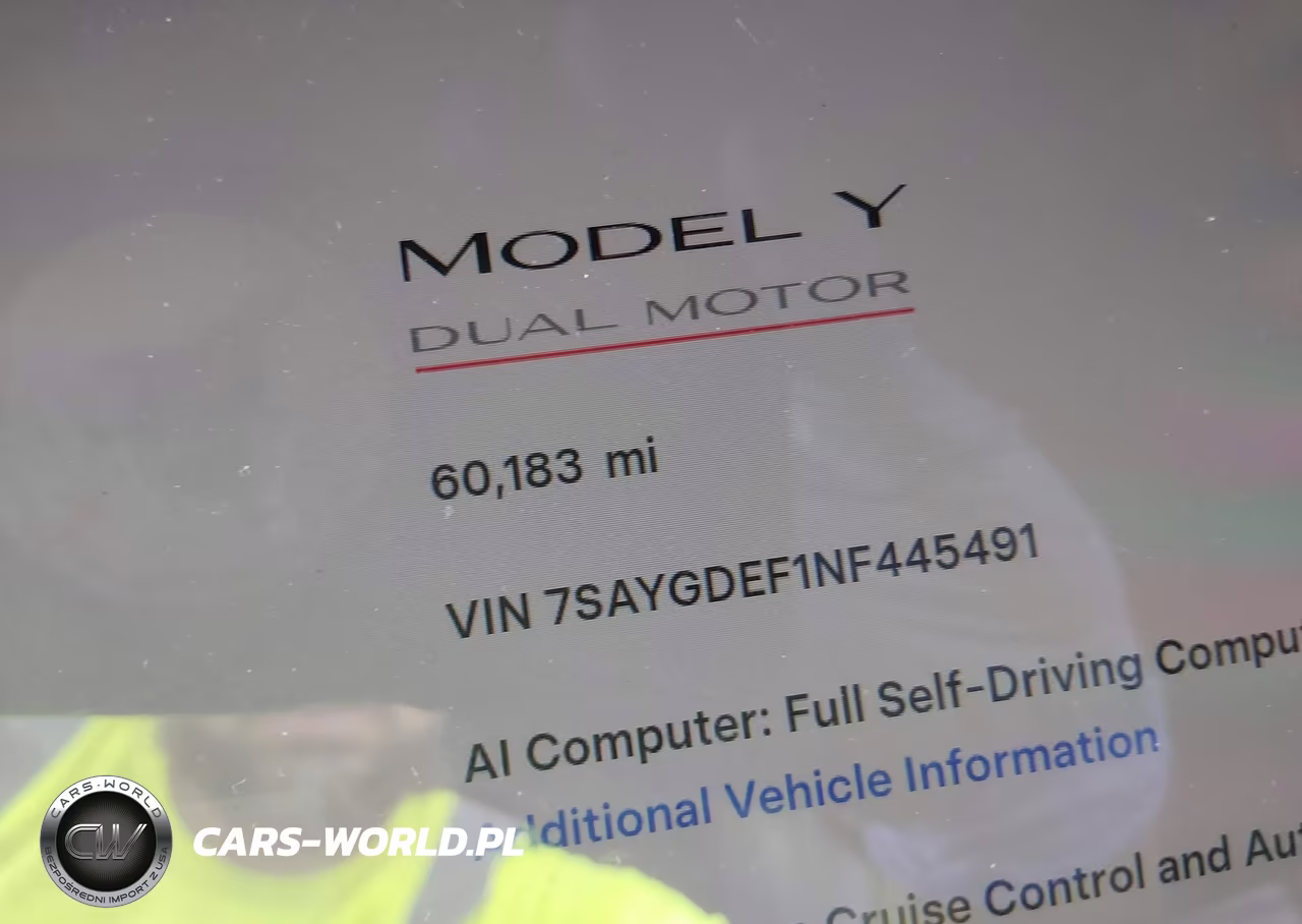 2022 Tesla Model Y Performance Dual Motor All-Wheel Drive VIN:7SAYGDEF1NF445491 - 15
