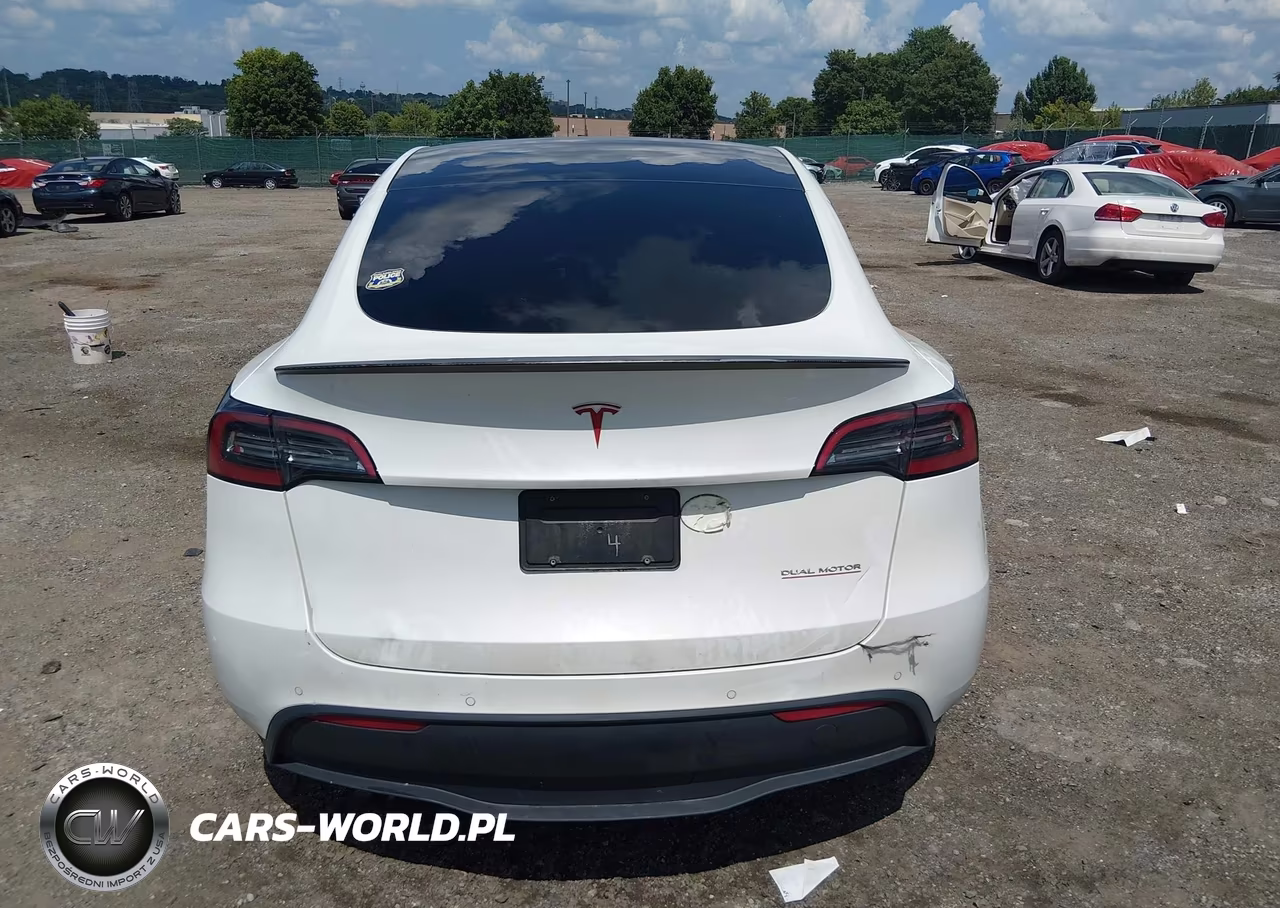 2022 Tesla Model Y Performance Dual Motor All-Wheel Drive VIN:7SAYGDEF1NF445491 - 16