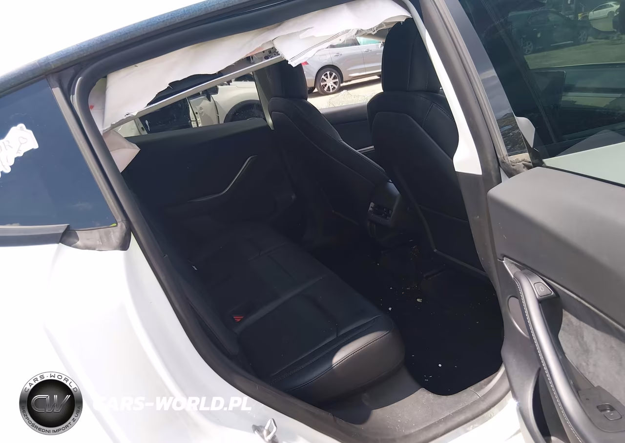 2022 Tesla Model Y Performance Dual Motor All-Wheel Drive VIN:7SAYGDEF1NF445491 - 8