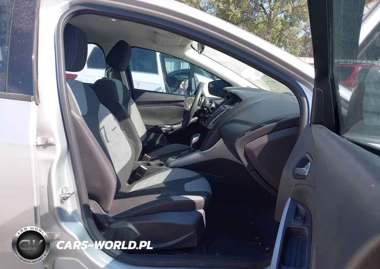 2012 Ford Focus Se VIN:1FAHP3K27CL250116 - 5