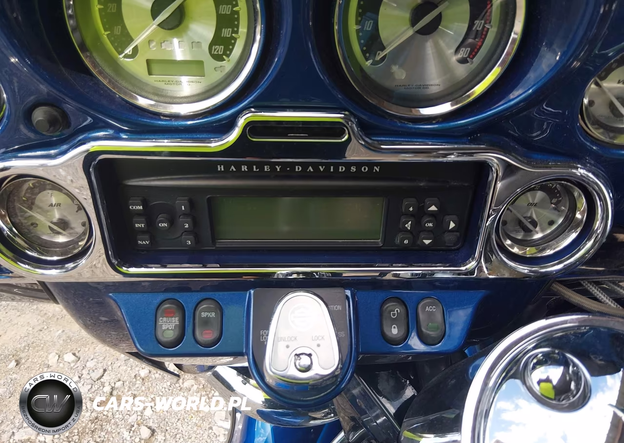 2007 Harley-Davidson Flhtcuse California VIN:1HD1PR83X7Y957975 - 7