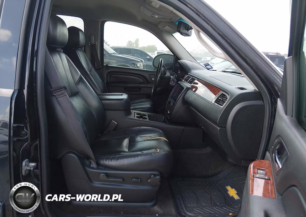 2014 Chevrolet Tahoe Lt VIN:1GNSKBE03ER246669 - 5